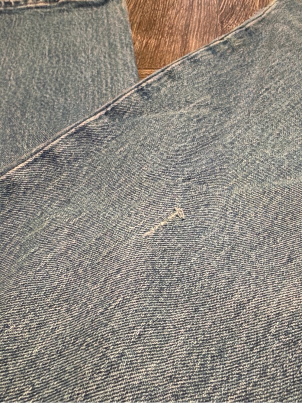 Abercrombie & Fitch Women’s '90s Straight Jeans - Light Blue Denim - Picture 3 of 9